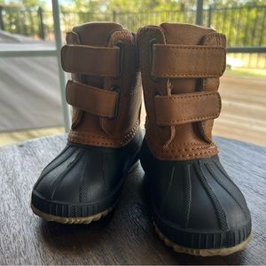 Gap 3M insulated toddler boots